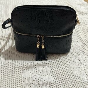 STYLISH CUTE FASHION DOUBLE TASSEL CROSSBODY BAG.